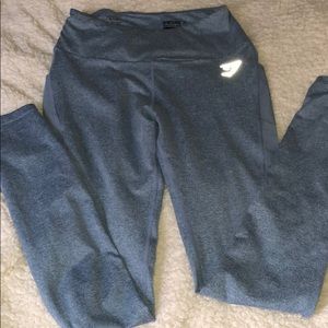 Gymshark women light blue grey leggings/ dry S